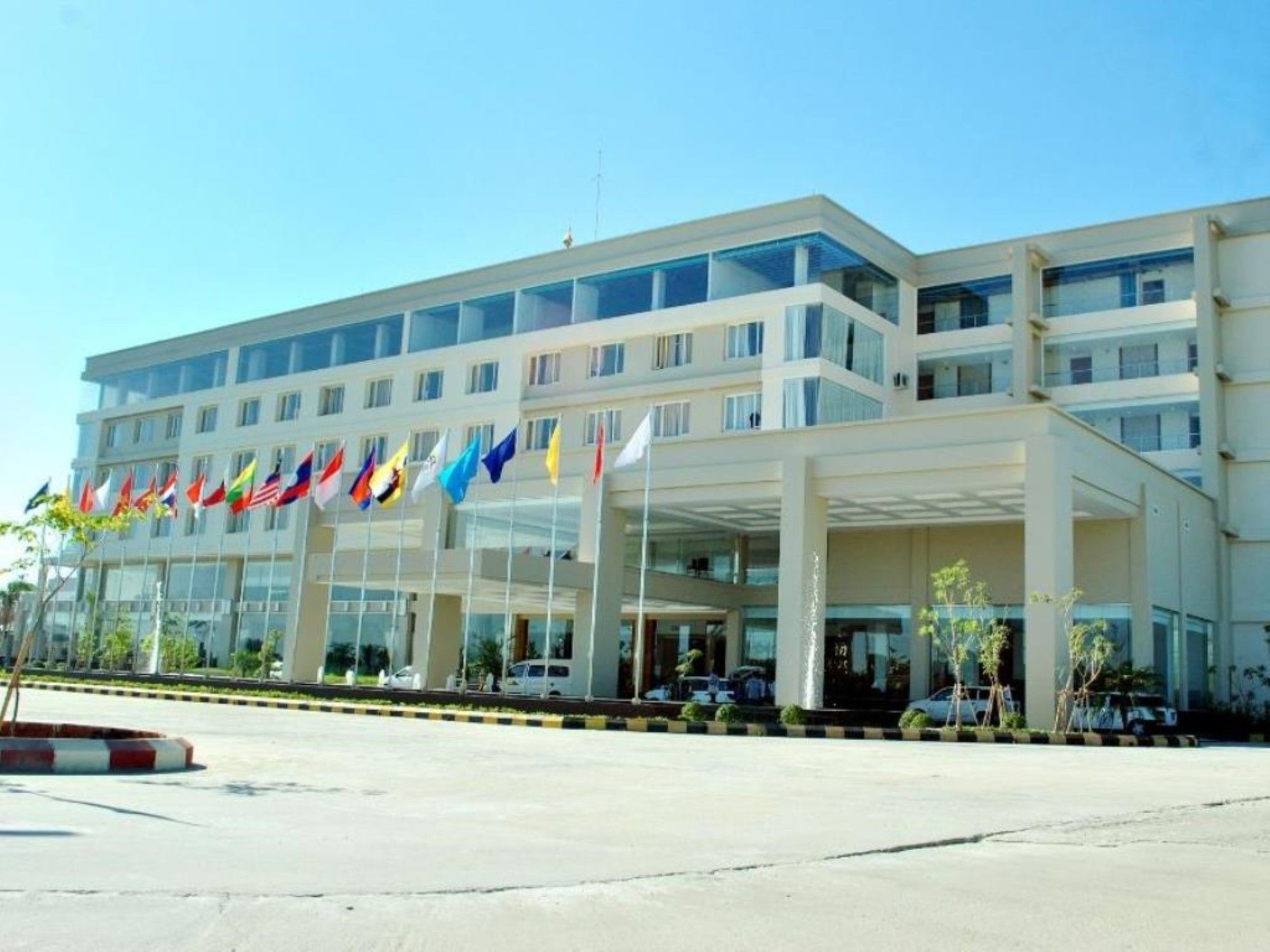 Man Myanmar Hotel Naypyidaw 외부 사진